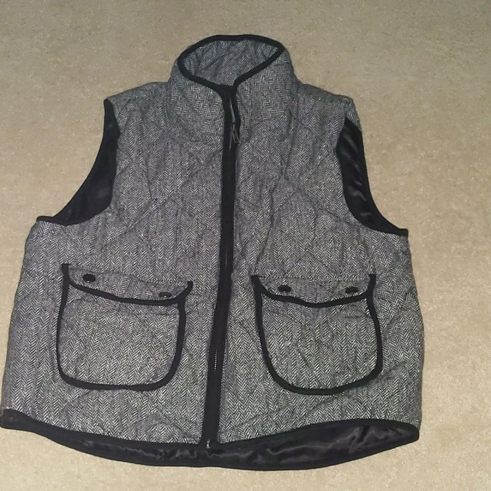 Nwts Grey vest - Picture 2 of 8